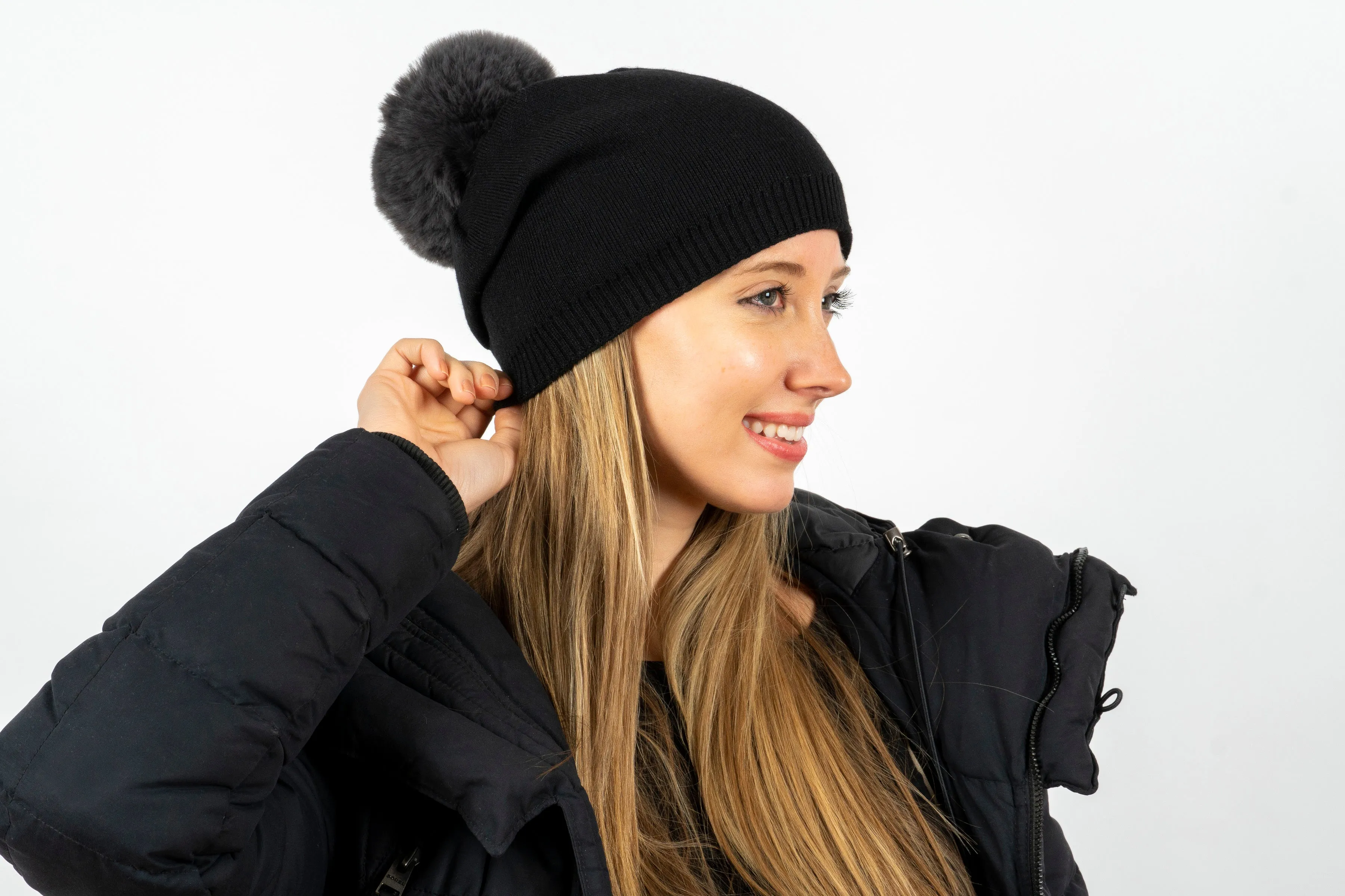 Brooklyn Beanie Black/ charcoal Faux Fur Pom
