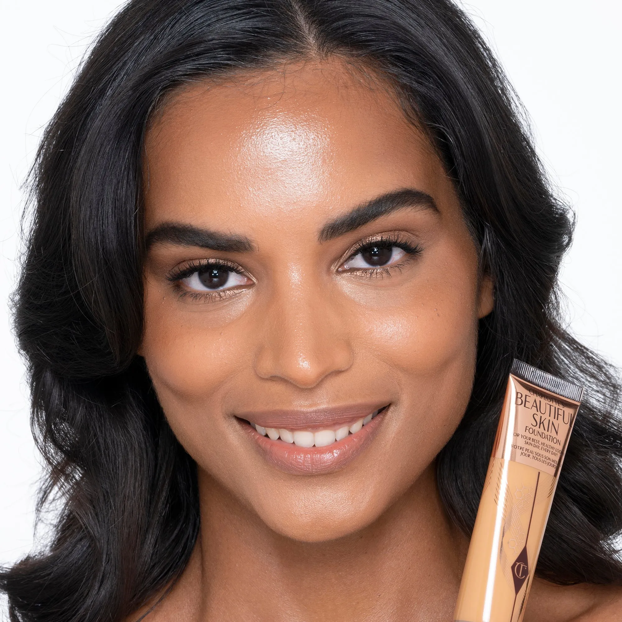 Charlotte Tilbury Beautiful Skin Foundation - 10 Neutral