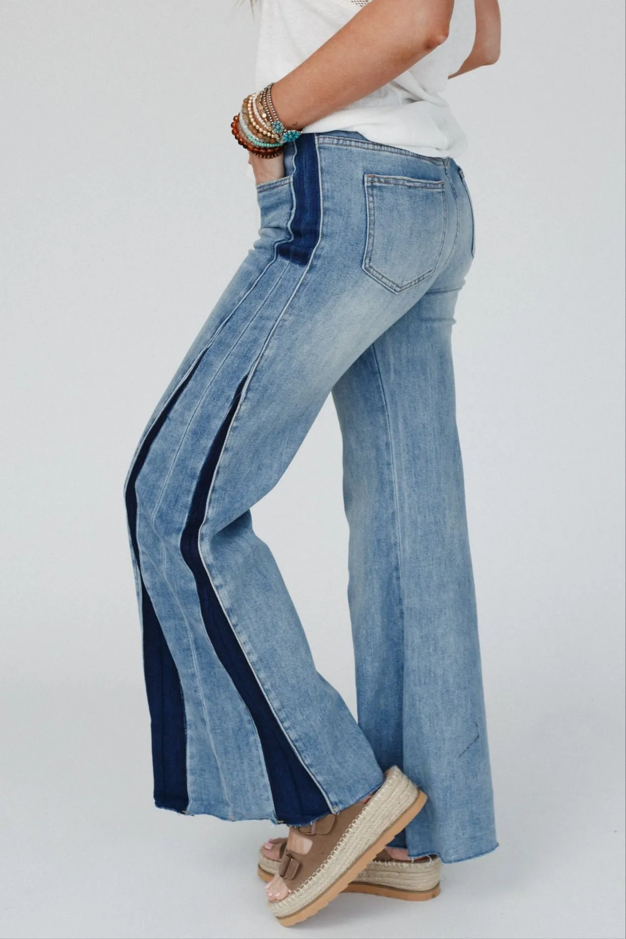 Retro Revival Wide Flare Jeans - Blue